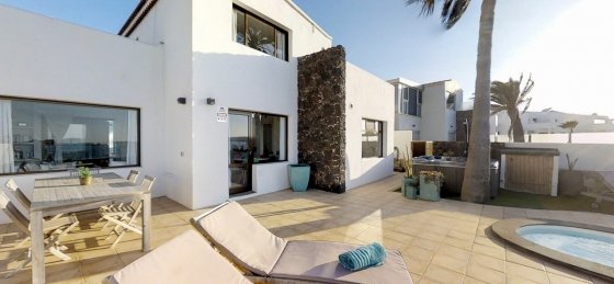 0af0a161-3d19-4108-b580-9b4d37ae6c78.jpg Holiday home in Corralejo villa booking