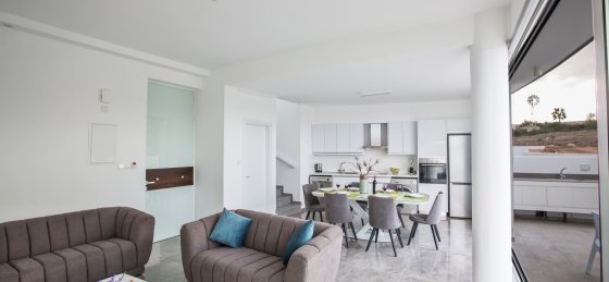 10.jpg Book a villa in Protaras