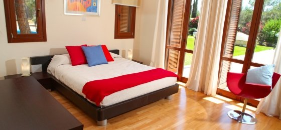 13_0238_1683.jpg Book a villa holiday in Aphrodite Hills Resort