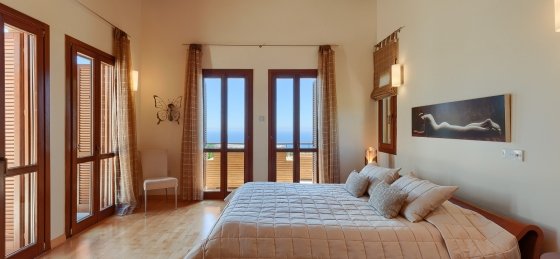 Villa holidays in Aphrodite Hills Resort