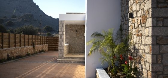 14_11.jpg Book a villa in Greece