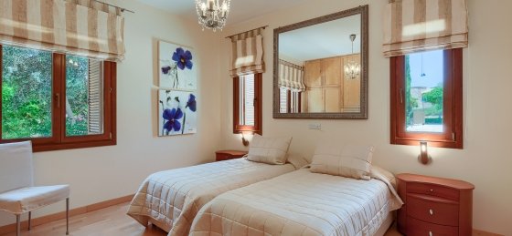 Villa holidays in Aphrodite Hills Resort