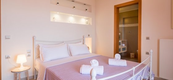 Holiday villas in Crete