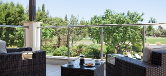 25.jpg Holiday villas in Aphrodite Hills Resort