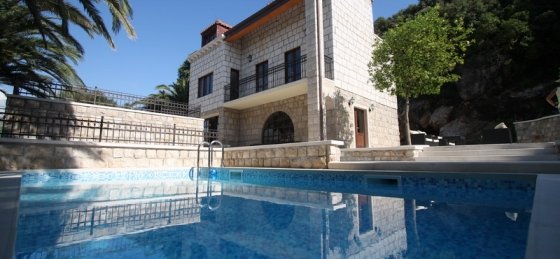 4_-_villa_franica_pool.jpg Villa in Dubrovnik Region to rent