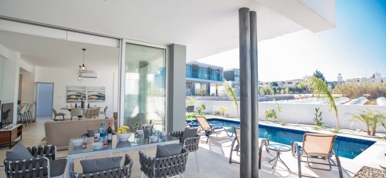 4.jpg Holiday home in Cyprus villa booking