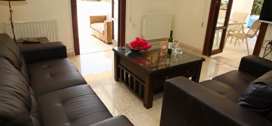 5_5.jpg Villa holidays in Aphrodite Hills Resort