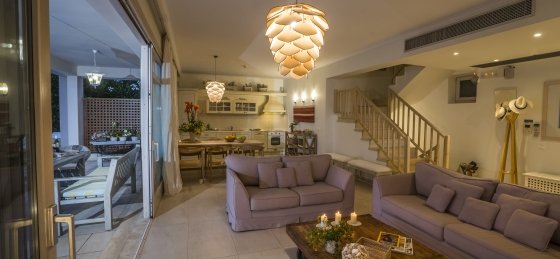 5_ammos_living_area.jpg Book a villa holiday in Chania