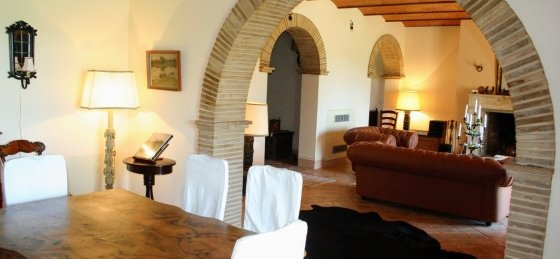 lo_img_8911.jpg Holiday villas in Umbria