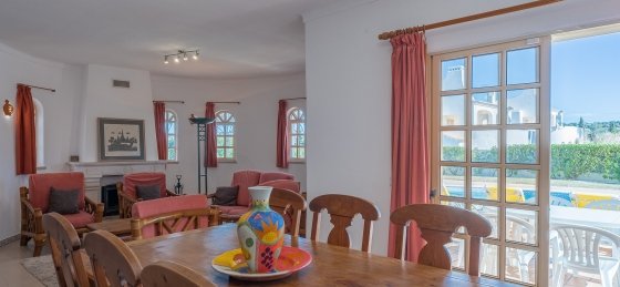 Book a villa holiday in Algarve