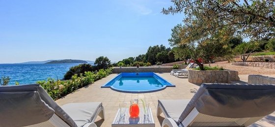 orvas_villa_in_trogir_2_1.jpg Villa rentals in Dalmatia