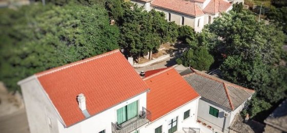 Book a villa holiday in Brac