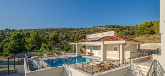 villa_in_primosten_4_2.jpg Villas in Dalmatia
