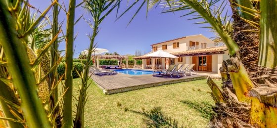 07_28.jpg Book a villa in Balearic Islands