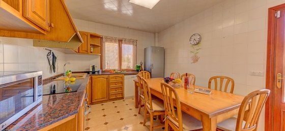 09_36.jpg Book a villa holiday in Balearic Islands