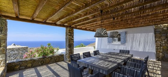 Villa holidays in Agios Stefanos