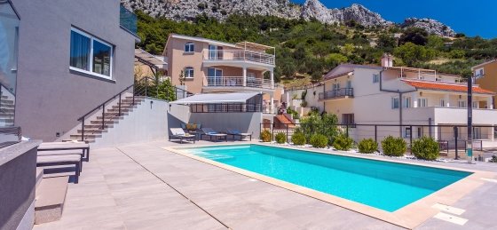 12_25.jpg Book a villa holiday in Omis