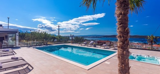 12_40.jpg Villa rentals in Split