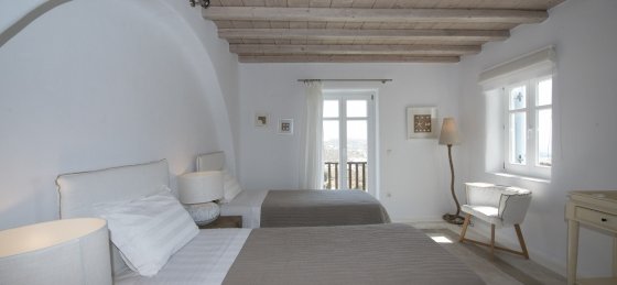 14_39.jpg Book a villa holiday in Greece