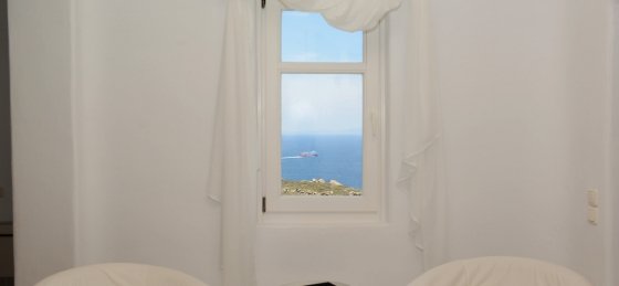 Book a villa in Greece