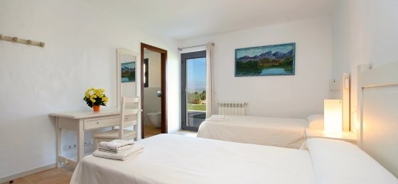 16-min_17.jpg Book a villa in Balearic Islands