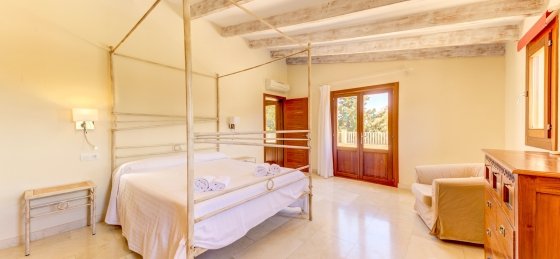 17_31.jpg Book a villa in Pollensa