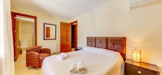 19_26.jpg Book a villa in Spain