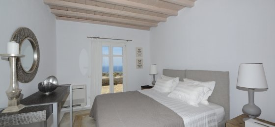 Book a villa holiday in Greece