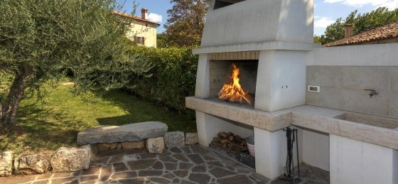 220627505.jpg Book a villa holiday in Porec