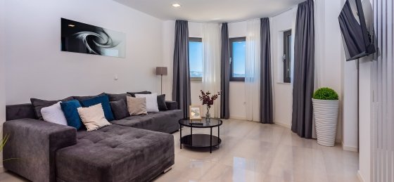 23_10.jpg Villas in Omis