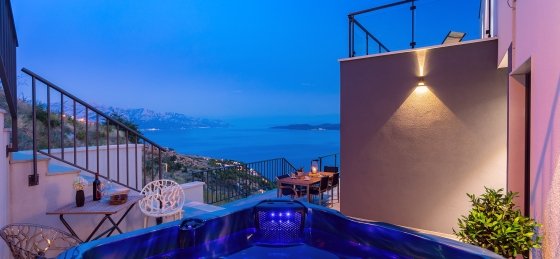 32_17.jpg Book a villa holiday in Omis