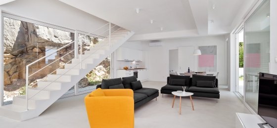 8_15.jpg Book a villa holiday in Omis