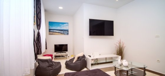 9_24.jpg Book a villa holiday in Omis