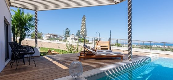 dsc_2690.jpg Villas in Greece