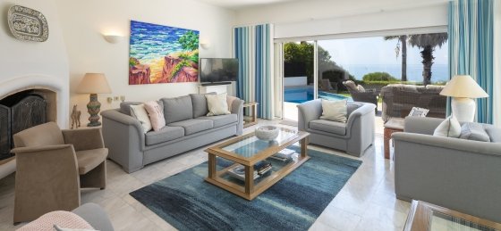 09_livingroom.jpg Villa rentals in Algarve