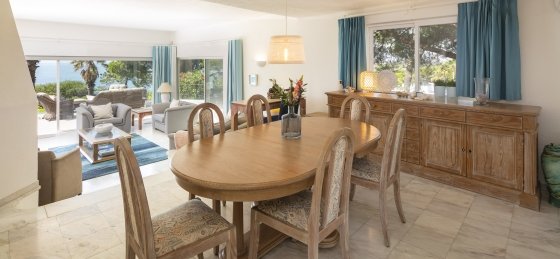 10_dining.jpg Book a villa in Portugal