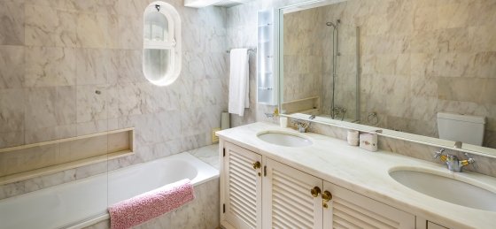 16_bathroom.jpg Holiday villas in Algarve