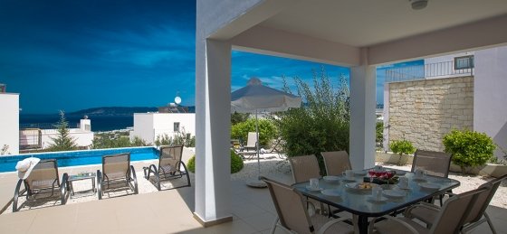 Villa in Latchi to rent