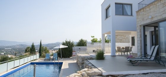 Villa in Latchi to rent