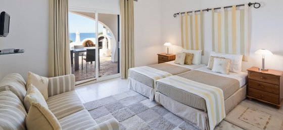 _os10647.jpg Book a villa in Vale do Lobo