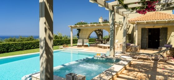alexandra_villas_websize_12_of_26.jpg Book a villa holiday in Kefalonia