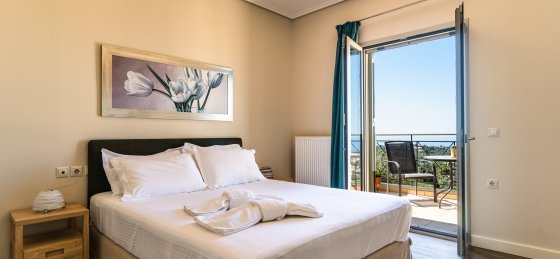 Book a villa in Greece