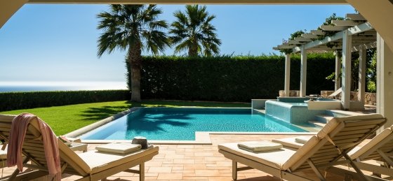 Villa holidays in Svoronata