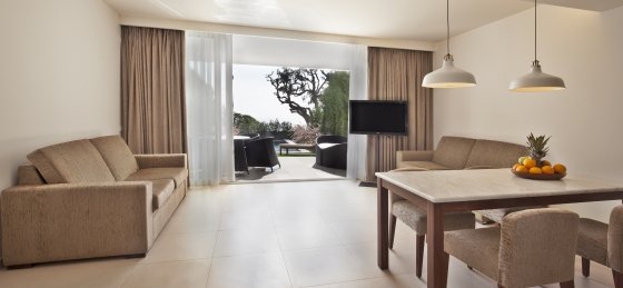 sr_living_room_premium_villas.jpg Holiday villas in Algarve