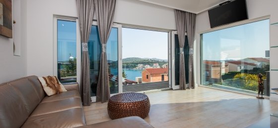 villa_in_rogoznica_6.jpg Book a villa in Primosten