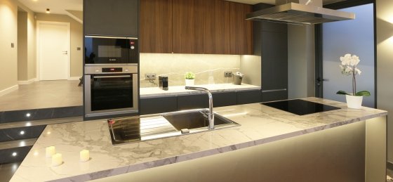 10_-_our_madeira_-_bella_vita_-_kitchen.jpg Villa rentals in Madeira