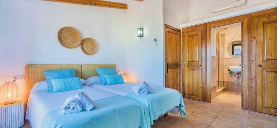 10_68.jpg Villa rentals in Balearic Islands