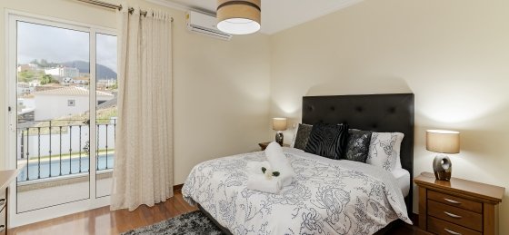 13_-_our_madeira_-_belair_-_double_bedroom.jpg Villa in Funchal to rent