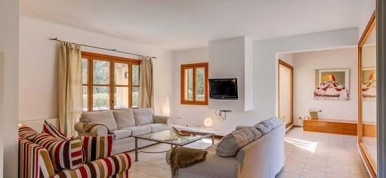 17_66.jpg Book a villa holiday in Balearic Islands