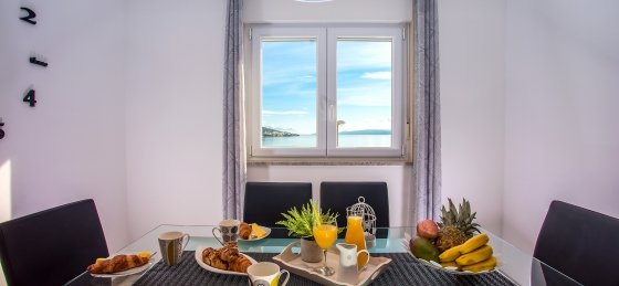 18.jpg Book a villa holiday in Omis